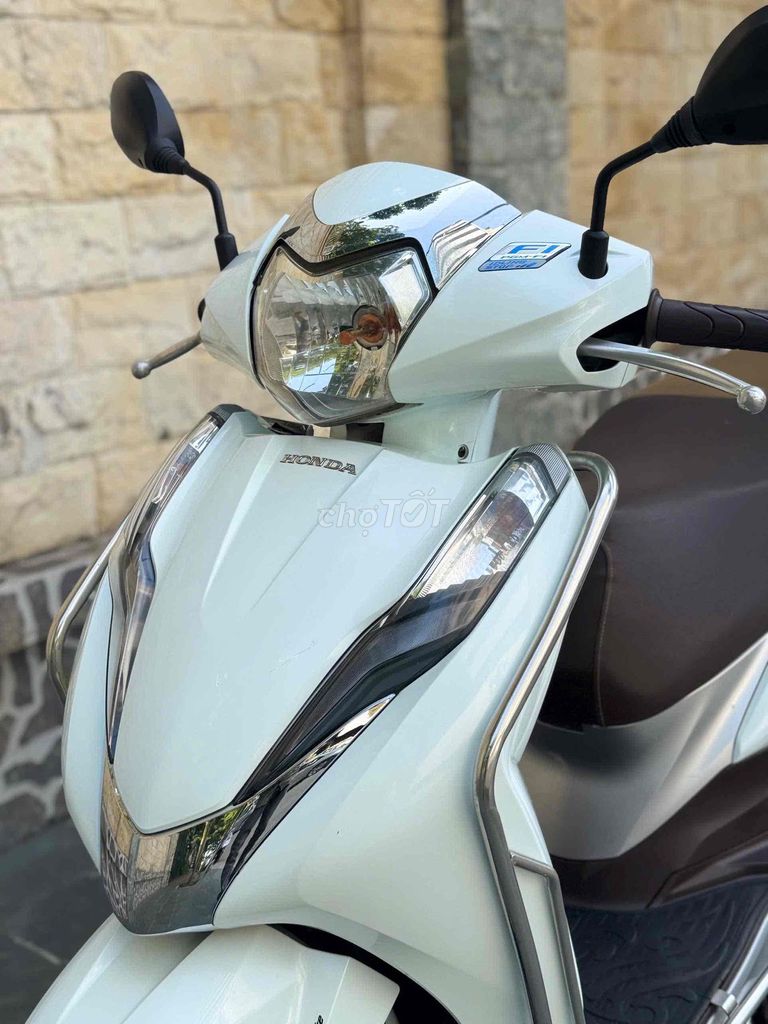 Lead 125fi đèn led  khoá smartkey cuối 2019 , 1chu. Mua bán Xe máy tại Quận Cầu Giấy Hà Nội được đăng bởi nguyễn bích thuỷ hình 19