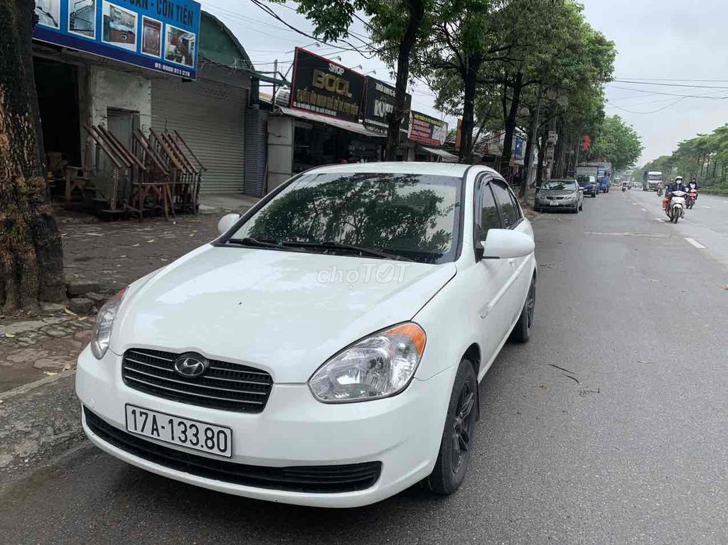 Hyundai Verna 2008 - 20000 km