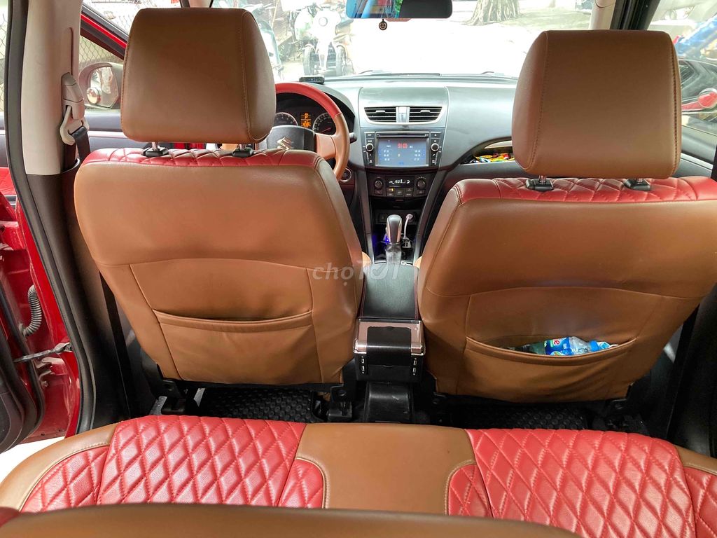 Suzuki Swift 2015 1.4 AT - 90000 km. Mua bán Ô tô tại Quận Tây Hồ Hà Nội được đăng bởi Nguyễn phuơng thuý hình 10