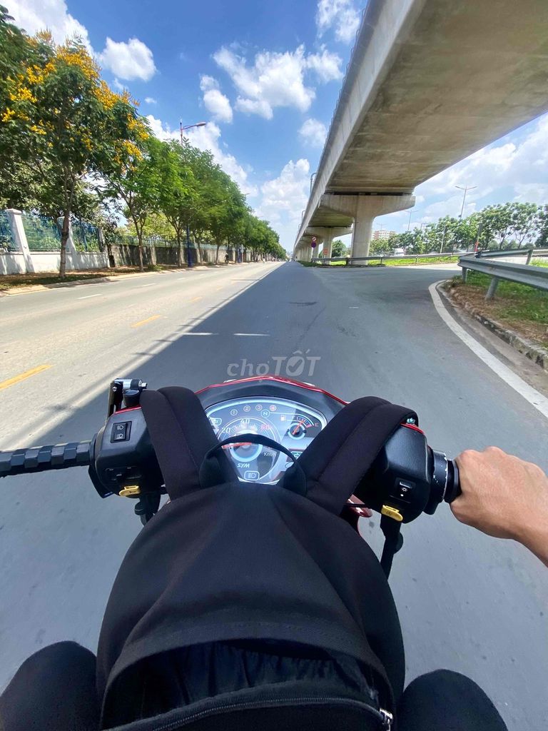 Bán Elegant 50cc. Mua bán Xe máy tại Quận Tân Bình Tp Hồ Chí Minh được đăng bởi quan le hình 2