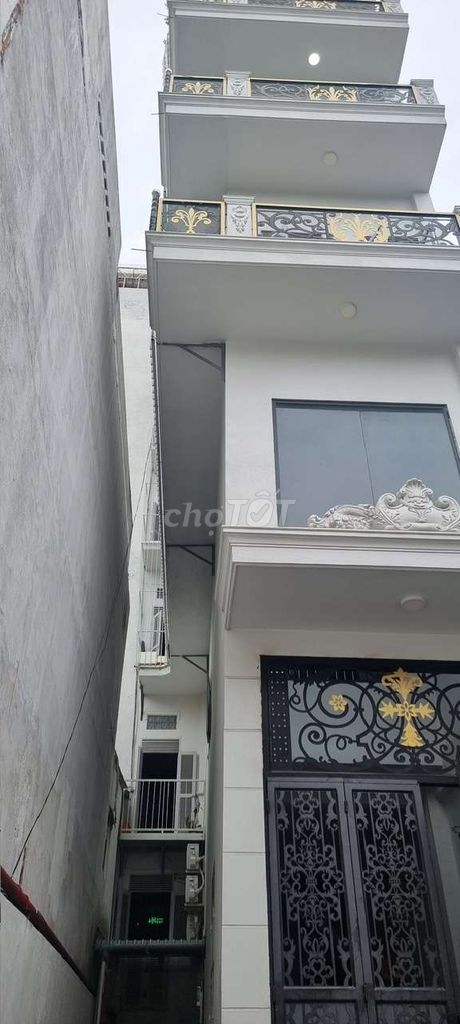 Chính chủ, 48 phòng, 6 tầng, 273,4m2 nở hậu
