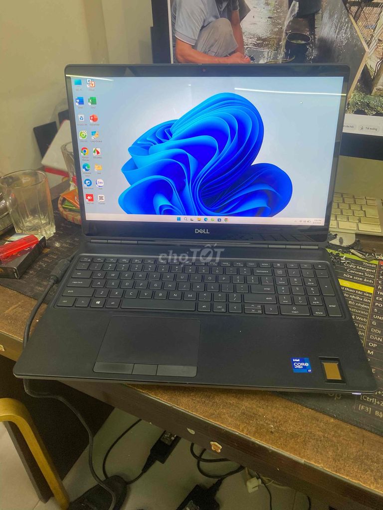 Dell Precision 7550 i7 10850h 16GB/256GB SSD. Mua bán Laptop tại Quận Hoàng Mai Hà Nội được đăng bởi Mac98 hình 1