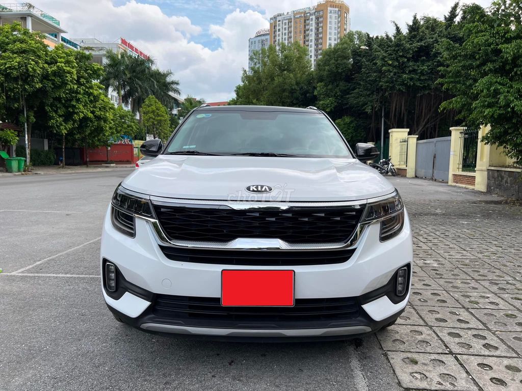 Kia Seltos 2022 Premium 1.4L AT - 45.000 km.