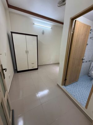 Quận 10, cho thuê phòng, tiện nghi, máy lạnh, toilet riêng, an ninh...