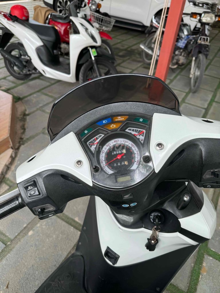 Bán xe SH viet kiều ý, cf anh em gioi thieu 5tri. Mua bán Xe máy tại Thành phố Bà Rịa Bà Rịa - Vũng Tàu được đăng bởi Xuan Vo hình 5