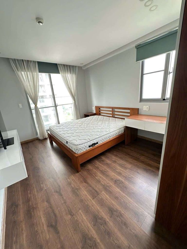 Аренда квартиры в Green Valley, Phu My Hung, 7 округ, 89м2, 2 сп., 2 сан.