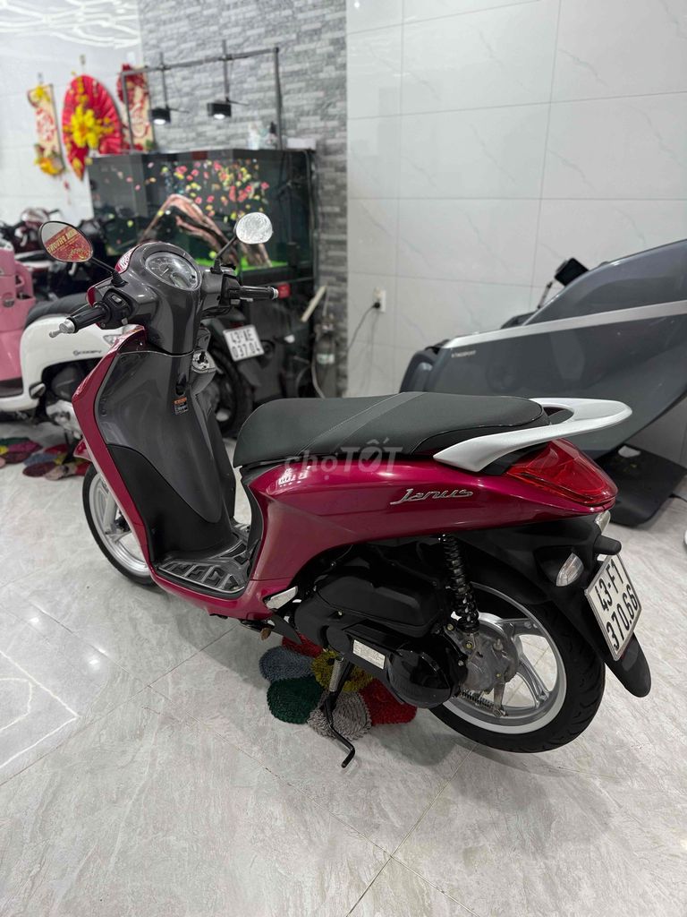 Yamaha Janus 2018 красный Вьетнам