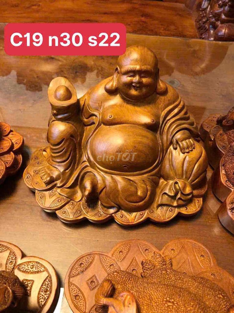 Tượng Phật Di Lặc Gỗ tự nhiên. Mua bán Đồ sưu tầm, đồ cổ tại Quận Hồng Bàng Hải Phòng được đăng bởi phạm ngọc túy hình 1