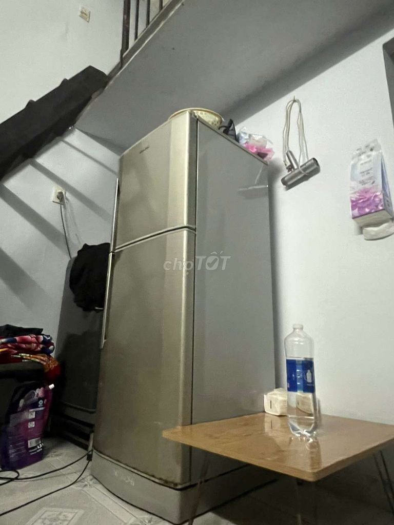 Tủ lạnh Hitachi 175L Bạc đã qua sử dụng. Mua bán Tủ lạnh tại Quận Bình Thạnh Tp Hồ Chí Minh được đăng bởi Nguyễn Trọng hình 1