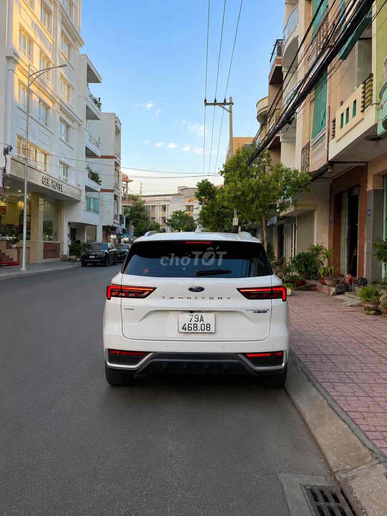 Ford Territory Titanium X, белый, 7-ступенчатый автомат