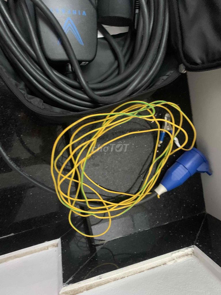 Bộ sạc di động 3,5kW cho vinfast vf5. Mua bán Phụ tùng xe tại Thành phố Nam Định Nam Định được đăng bởi Nguyễn Đức Thắng hình 1