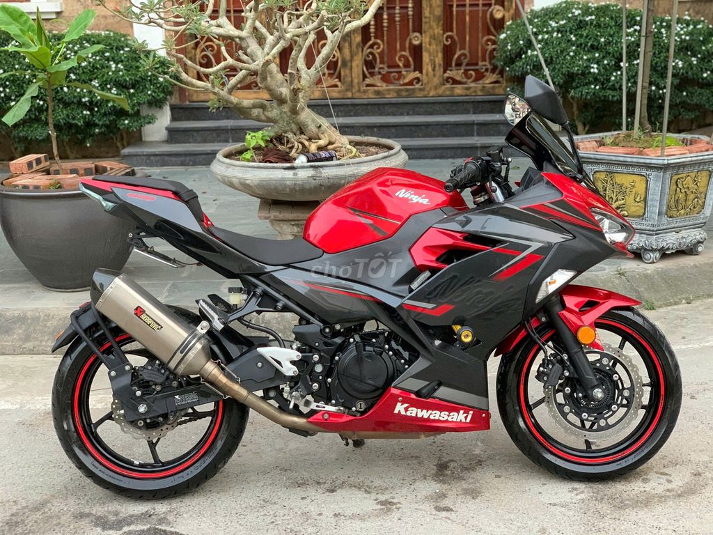 Kawasaki Ninja 400 Đỏ 2021 có trả góp trao đổi ✅. Mua bán Xe máy tại Huyện Thanh Trì Hà Nội được đăng bởi Phú Lý hình 1
