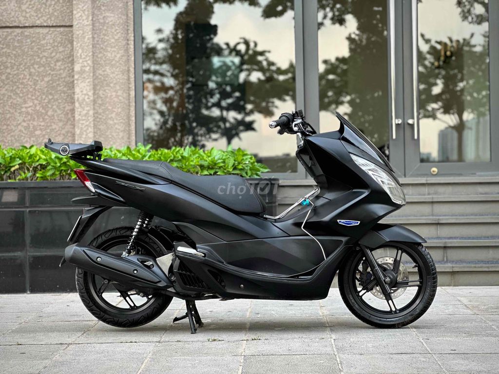 Pcx đen nhám Smartkey sang trọng bền bỉ 29F1. Mua bán Xe máy tại Quận Ba Đình Hà Nội được đăng bởi Xe Máy Nam Thi hình 2
