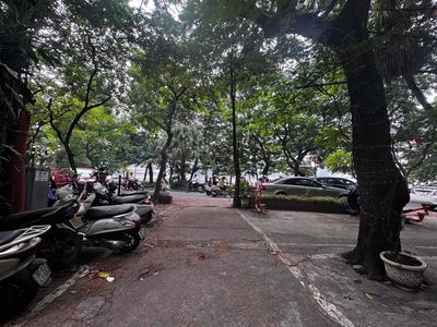 Apartment 66 m² · 3 bed · Phố Trần Huy Liệu