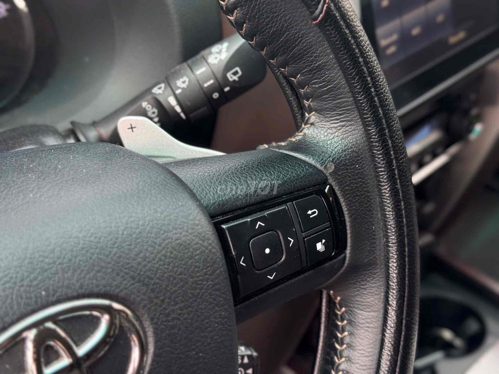 Toyota Fortuner 2018 2.7V 4x2 - 56000 km. Mua bán Ô tô tại Quận Cái Răng Cần Thơ được đăng bởi Tiết Huỳnh Ngọc Hải hình 16