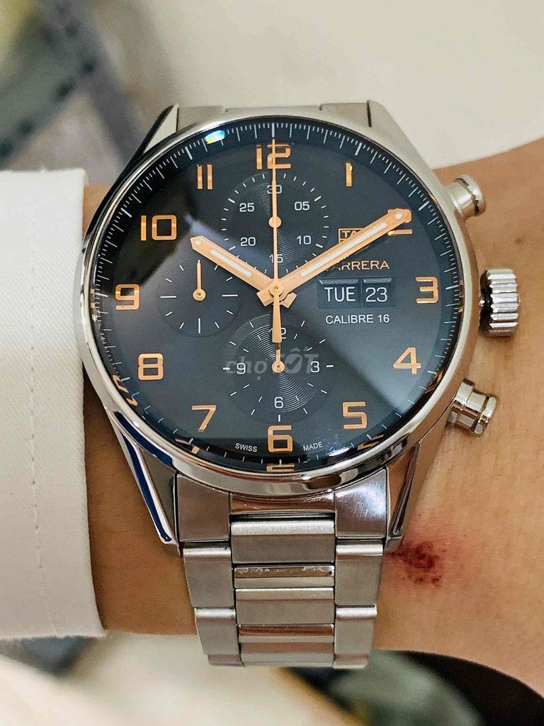 Đồng hồ Tag Heuer Carrera CV2A1AB.BA0738 size 43mm. Mua bán Đồng hồ tại Quận Hoàng Mai Hà Nội được đăng bởi Anh Tuấn hình 1