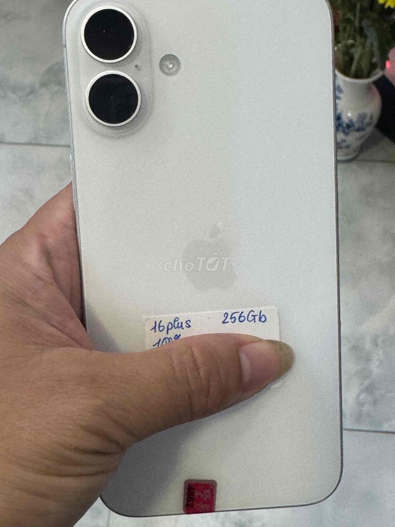 Apple iPhone 16 Plus 256GB Trắng 2 SIM Mới 100%. Mua bán Điện thoại tại Quận Tây Hồ Hà Nội được đăng bởi Nguyễn Hoàng hình 1