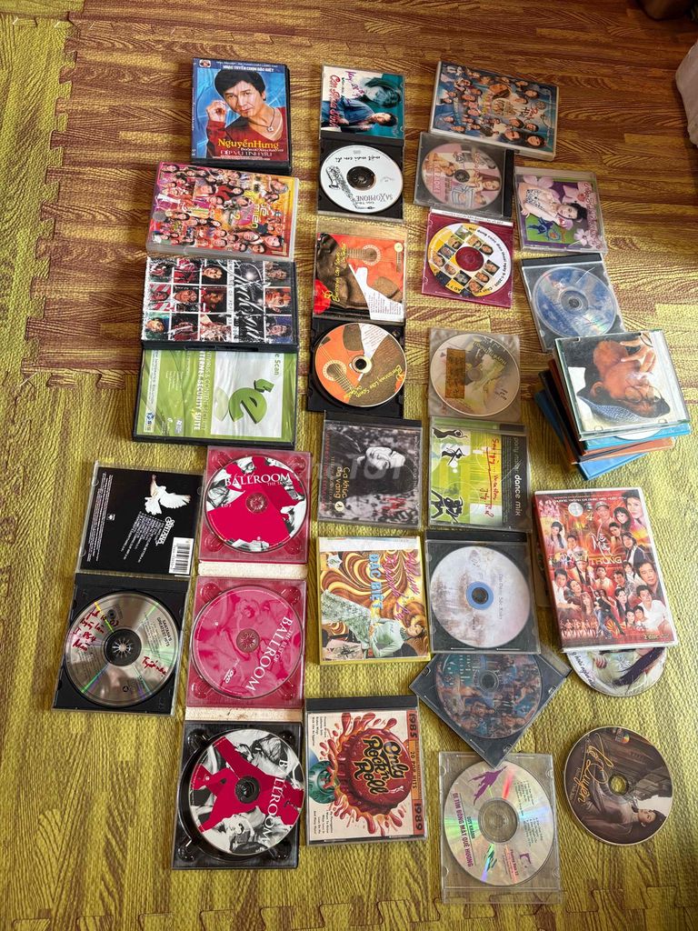 Đĩa CD/DVD nhựa nhiều màu. Mua bán Sở thích khác tại Quận Sơn Trà Đà Nẵng được đăng bởi HƯƠNG GIANG hình 1