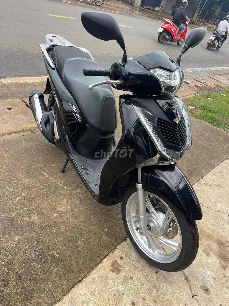 Cần bán SH150. Mua bán Xe máy tại Huyện Krông Pắc Đắk Lắk được đăng bởi Loan hình 2
