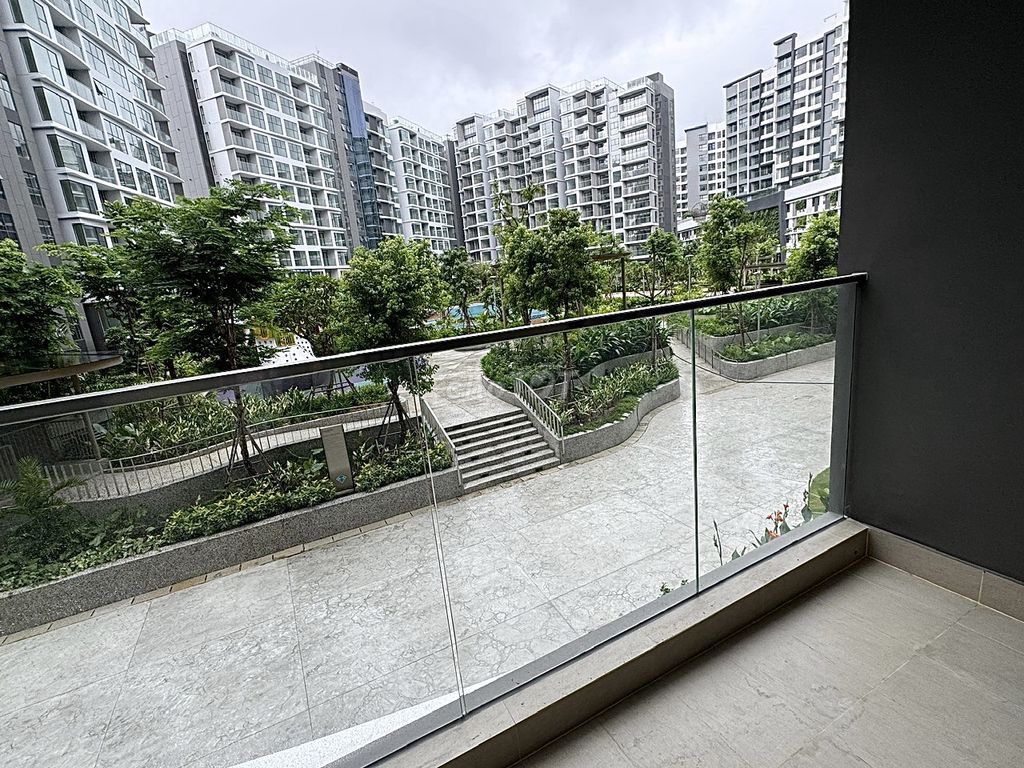 🔥Chỉ 7.4 tỷ View hồ bơi,Căn 3PN3WC/121m2 Diamond Centery Celadon City