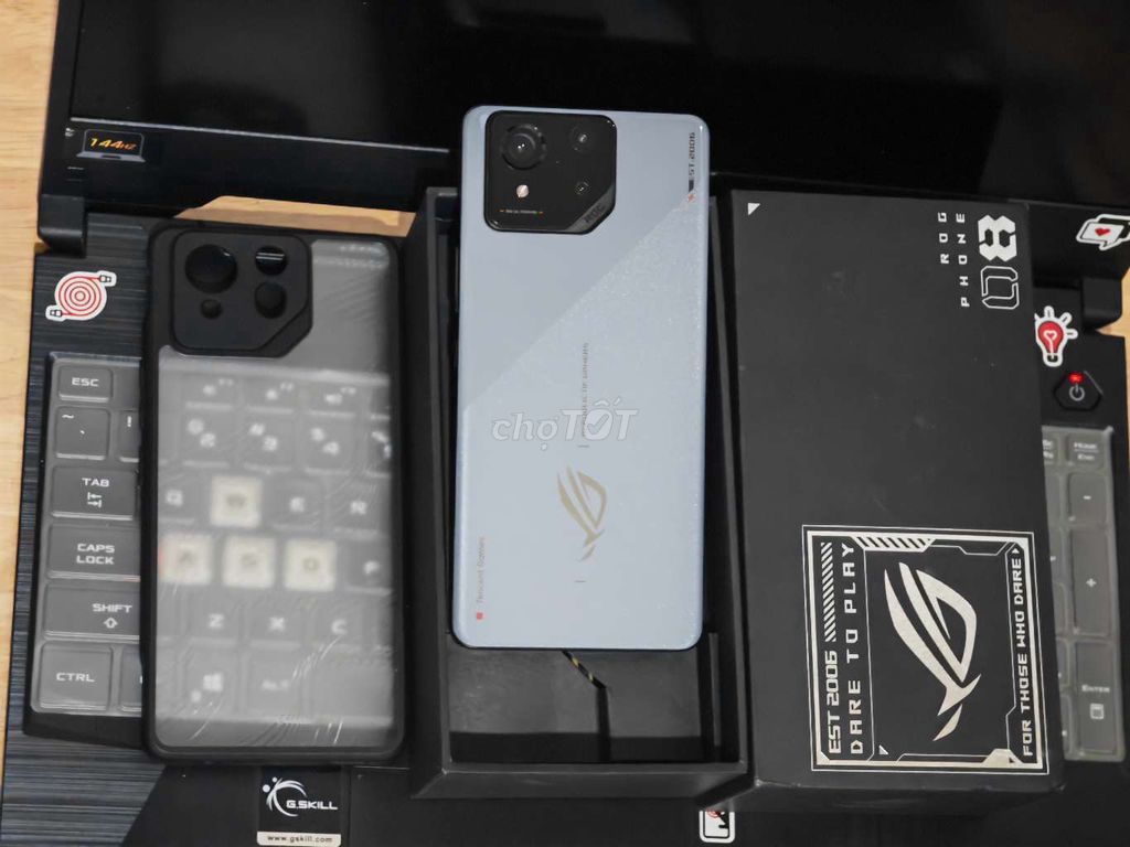 Asus ROG Phone 8 5G bản 16/256 fullbox kèm ốp xịn