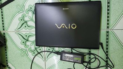 Sony Vaio R4/320gb 14 inch