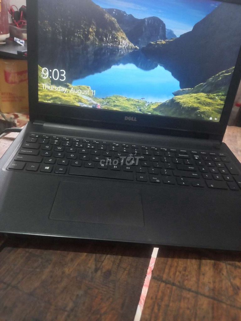 Dell i3 zem 7 hhd 1tb ram 4