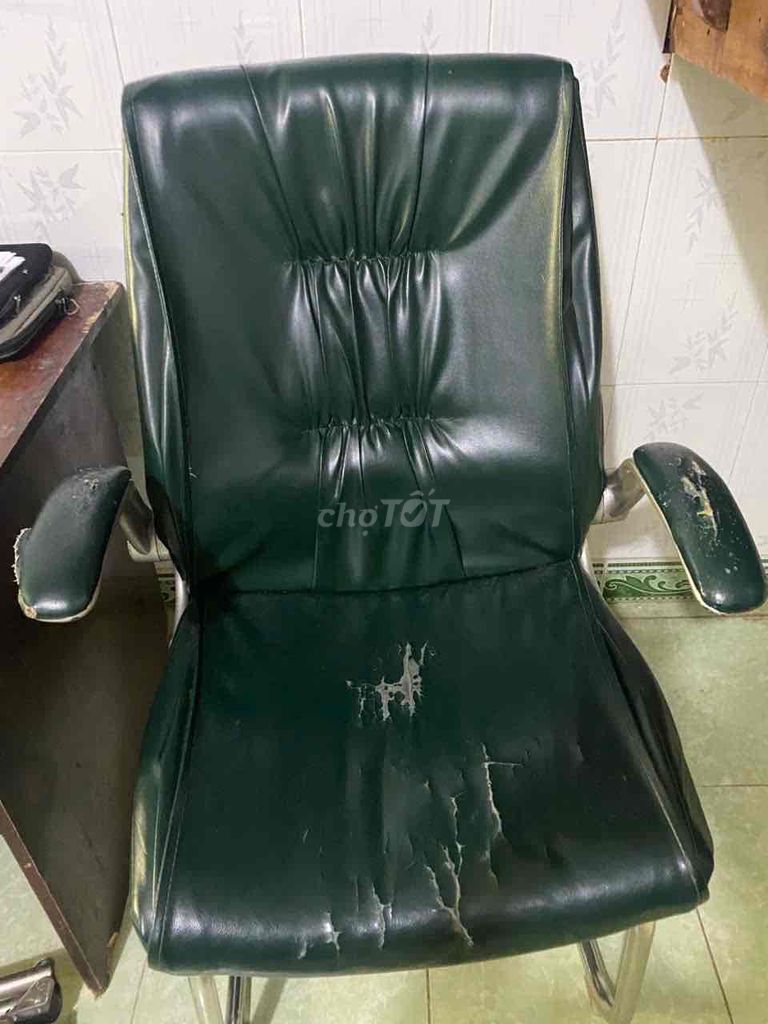 Tủ nhôm kính Bạc 1m2. Mua bán Tủ, kệ gia đình tại Quận Gò Vấp Tp Hồ Chí Minh được đăng bởi Nguyenphuc hình 1