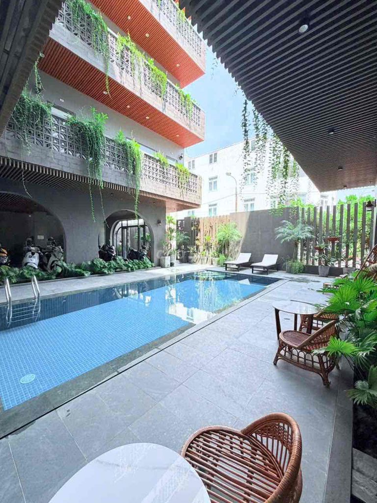 Sea-view studio with pool on Lê Văn Huân — photo 9