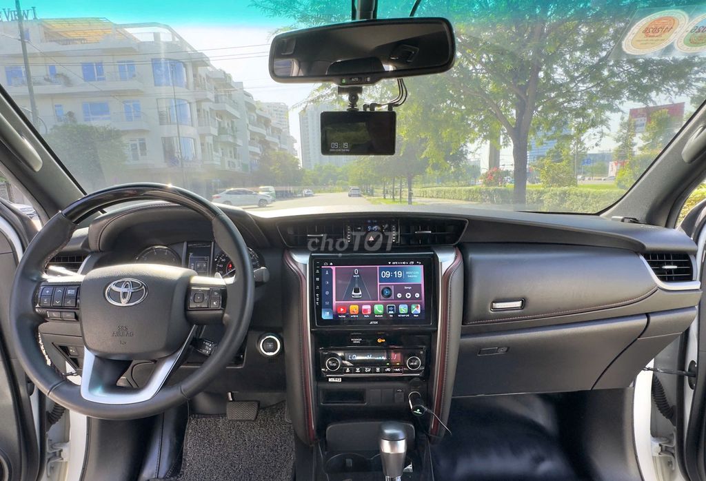 Toyota Fortuner Legender 2022 4x2AT 34000 km. Mua bán Ô tô tại Quận 10 Tp Hồ Chí Minh được đăng bởi ĐỨC XE LƯỚT hình 8