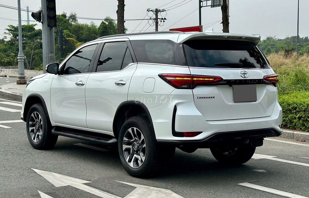Toyota Fortuner Legender 4x2 AT 2023 - 29000 km. Mua bán Ô tô tại Thành phố Thủ Đức Tp Hồ Chí Minh được đăng bởi ĐỨC XE LƯỚT hình 15