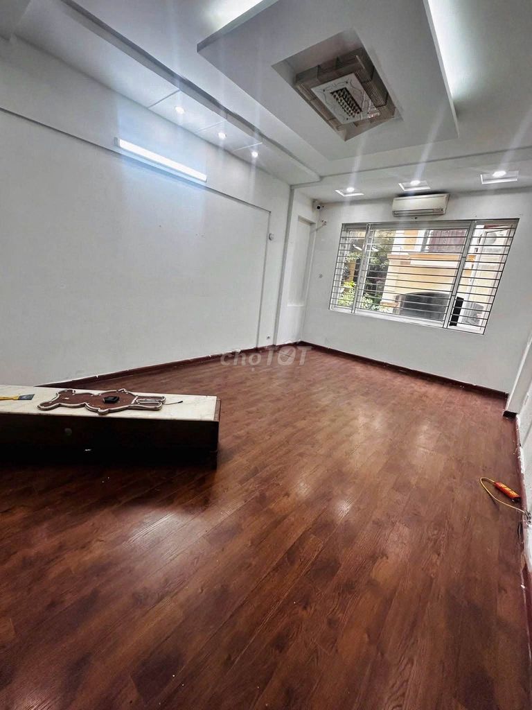Дом в квартале Tran Quoc Hoan, Каузяй, 65м² х 5 этажей