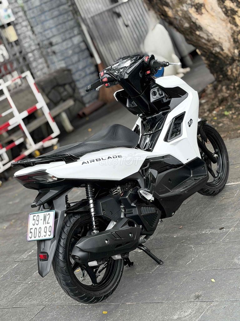 ❤️AB 2021 SMK TRẮNG SPORTY BSTP CHÍNH CHỦ CÓ GÓP
