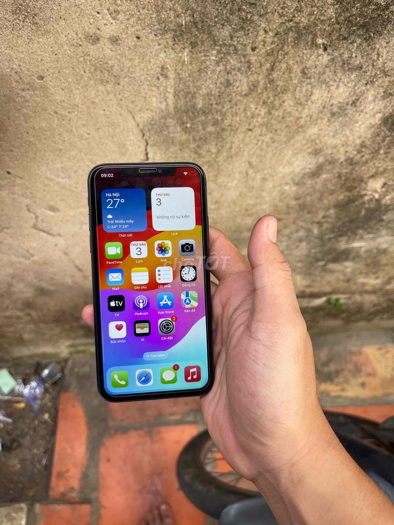 Apple iPhone XS Đen. Mua bán Điện thoại tại Thành phố Thủ Dầu Một Bình Dương được đăng bởi The Sky Red hình 1