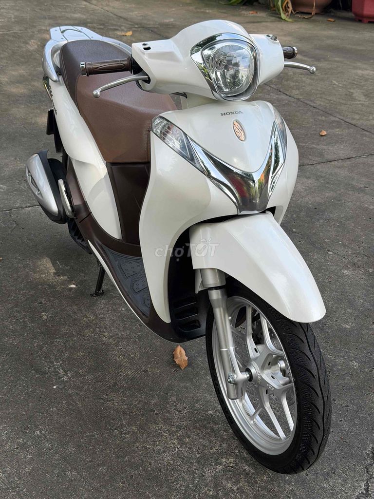 HT GÓP ĐẬU💯Sh Mode BSTP 9Chủ Xe Đẹp Ít Đi Bán🚘. Mua bán Xe máy tại Quận Tân Bình Tp Hồ Chí Minh được đăng bởi CươngCương hình 3