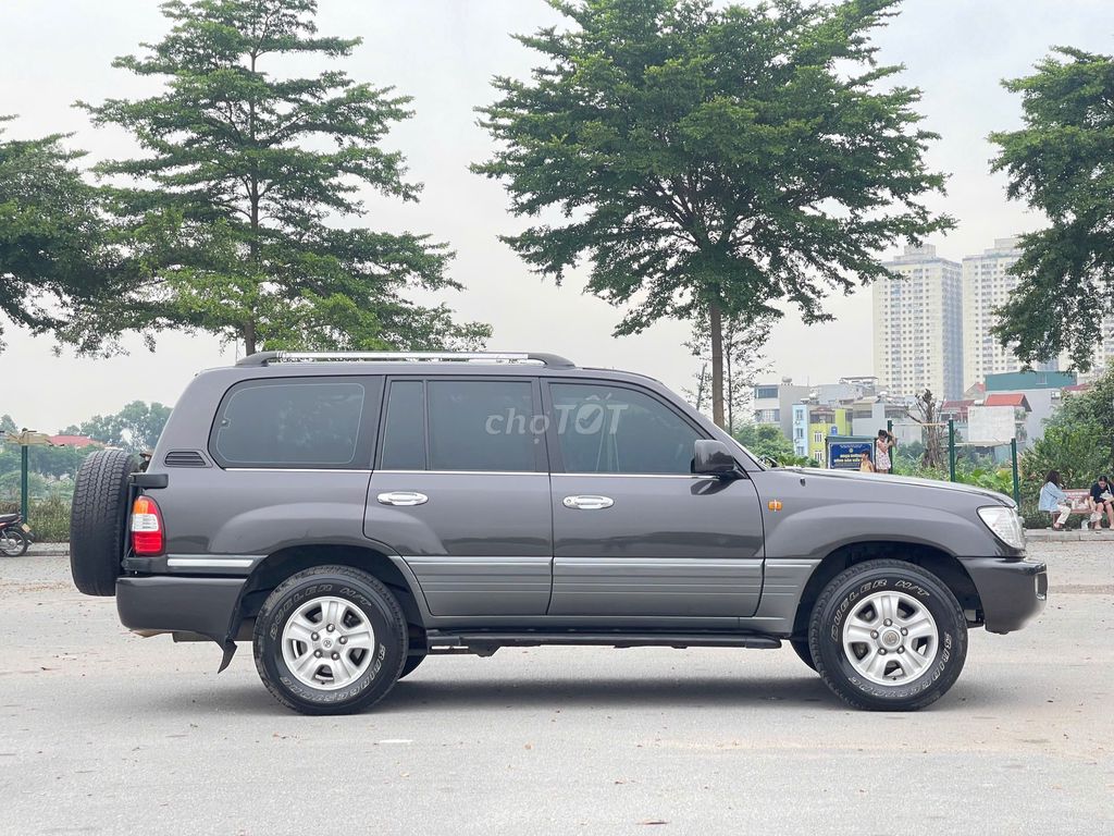 Toyota Land Cruiser 2004 GX.R 4.5 chất xe sưu tầm. Mua bán Ô tô tại Quận Thanh Xuân Hà Nội được đăng bởi Vạn Phát  Auto hình 18