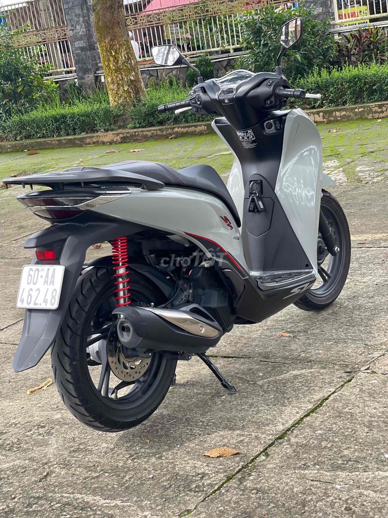 SH160abs-2024 xám siêu lướt. Mua bán Xe máy tại Huyện Trảng Bom Đồng Nai được đăng bởi kiều hình 9
