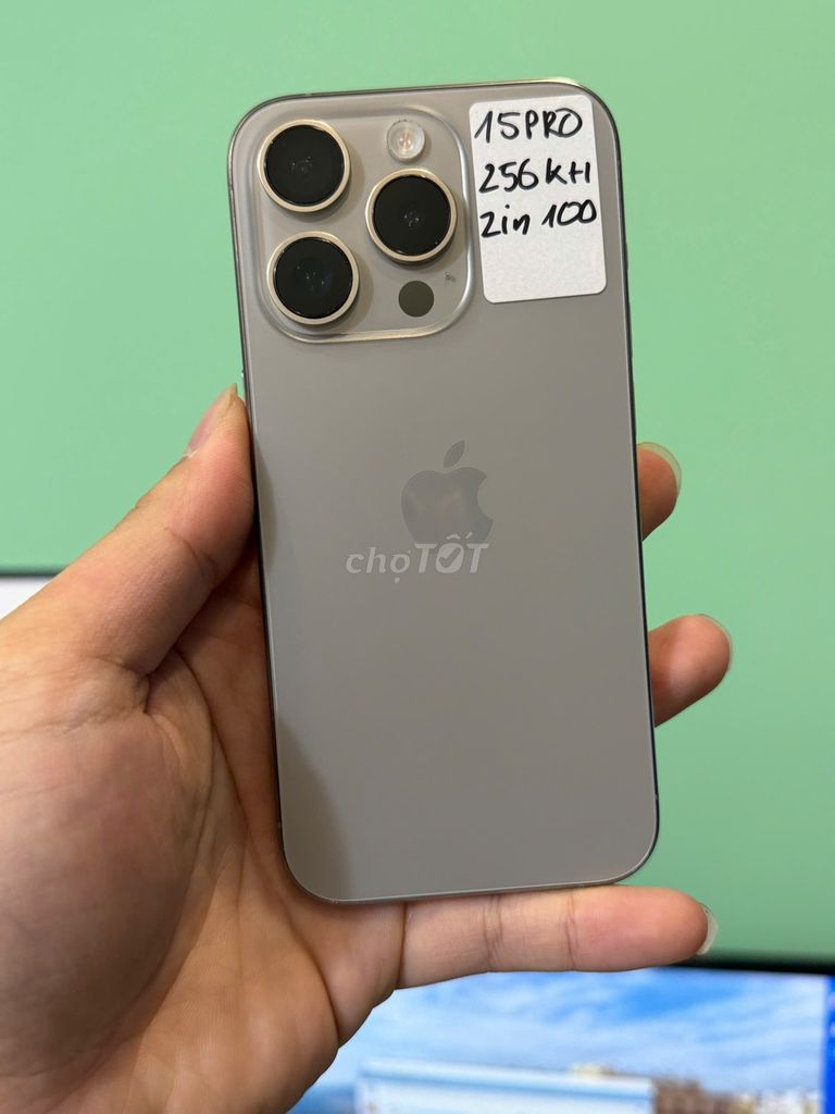 😎 15 pro quốc tế 256gb zin thay pin new không báo. Mua bán Điện thoại tại Quận Thanh Xuân Hà Nội được đăng bởi Thành Vũ Mobile hình 1