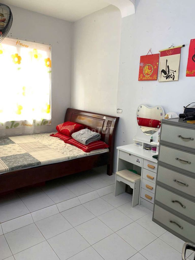 Cho thuê nhà nguyên căn chính chủ điện nước giá dân