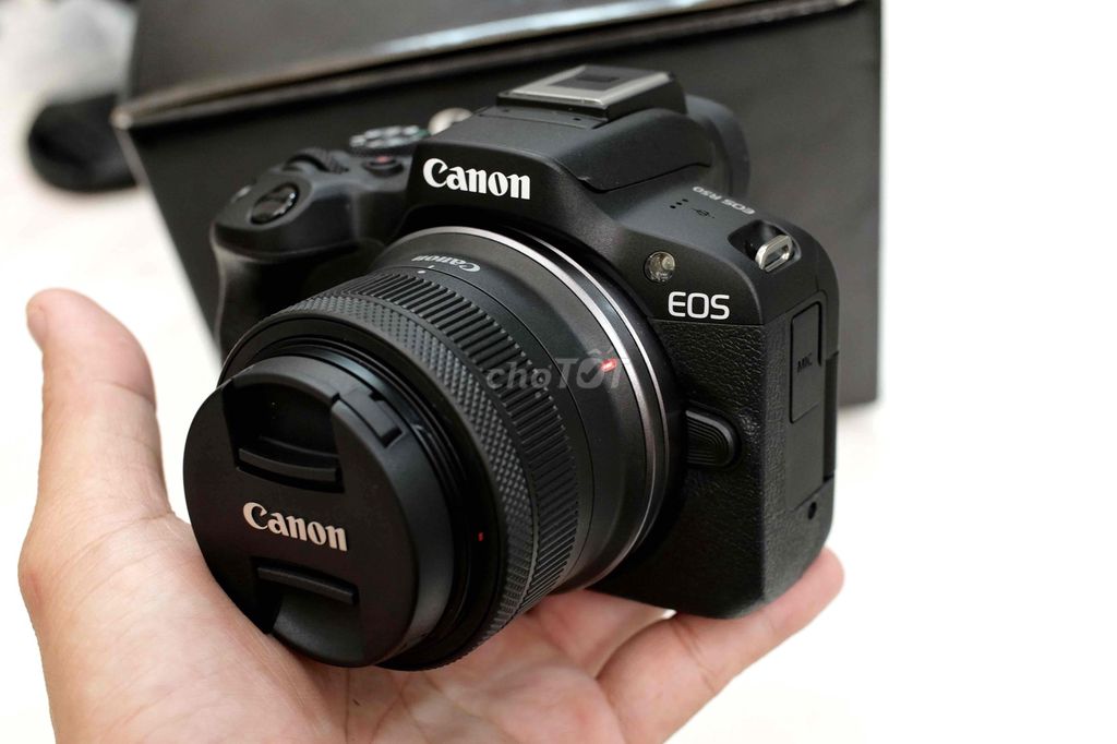Máy ảnh Canon R50 Đen. Mua bán Máy ảnh, Máy quay tại Quận 10 Tp Hồ Chí Minh được đăng bởi Quang hình 1