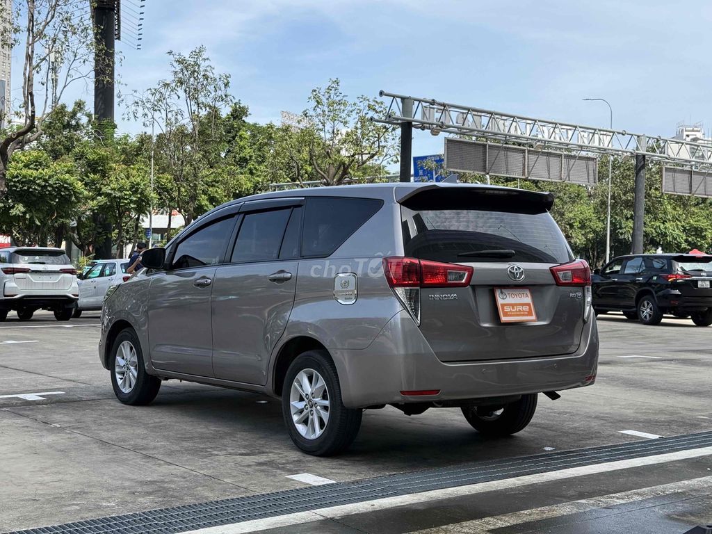 Toyota Innova 2017 2.0G -7 chỗ số tự động tại hãng. Mua bán Ô tô tại Quận Bình Thạnh Tp Hồ Chí Minh được đăng bởi Công Sang hình 4