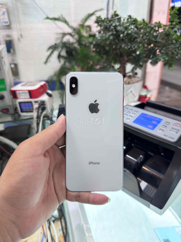 Apple iPhone XS Max 64GB Trắng. Mua bán Điện thoại tại Thành phố Thuận An Bình Dương được đăng bởi Lâm Hùng Mobile hình 1