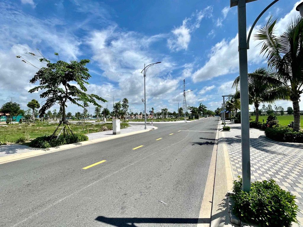 TÌM CHỦ ĐẦU TƯ CHO LÔ ĐẤT TUYỆT ĐẸP 📌  TOẠ LẠC TẠI KDC PHƯỚC ĐÔNG. Mua bán đất tại Huyện Cần Đước Long An được đăng bởi Gia Phú BDS hình 2