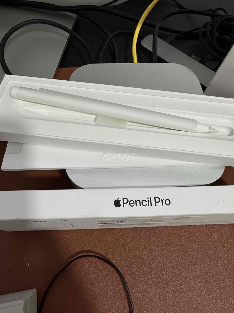 Bút cảm ứng Apple Pencil Pro 2024 Trắng. Mua bán Phụ kiện (Màn hình, Chuột...) tại Quận 12 Tp Hồ Chí Minh được đăng bởi Ling Ming hình 1