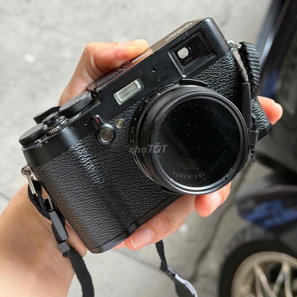 Máy ảnh Fujifilm X100T Đen Đã sử dụng. Mua bán Máy ảnh, Máy quay tại Quận 10 Tp Hồ Chí Minh được đăng bởi Thế giới phone hình 1