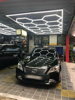 Toyota Camry 2014 2.5Q - 60000 km. Mua bán Ô tô tại Quận Bình Thạnh Tp Hồ Chí Minh được đăng bởi Vi Nguyen