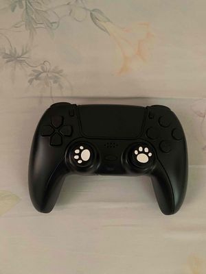 Tay cầm chơi game. Mua bán Thiết bị chơi game tại Quận Gò Vấp Tp Hồ Chí Minh được đăng bởi Nguyễn Minh Quang