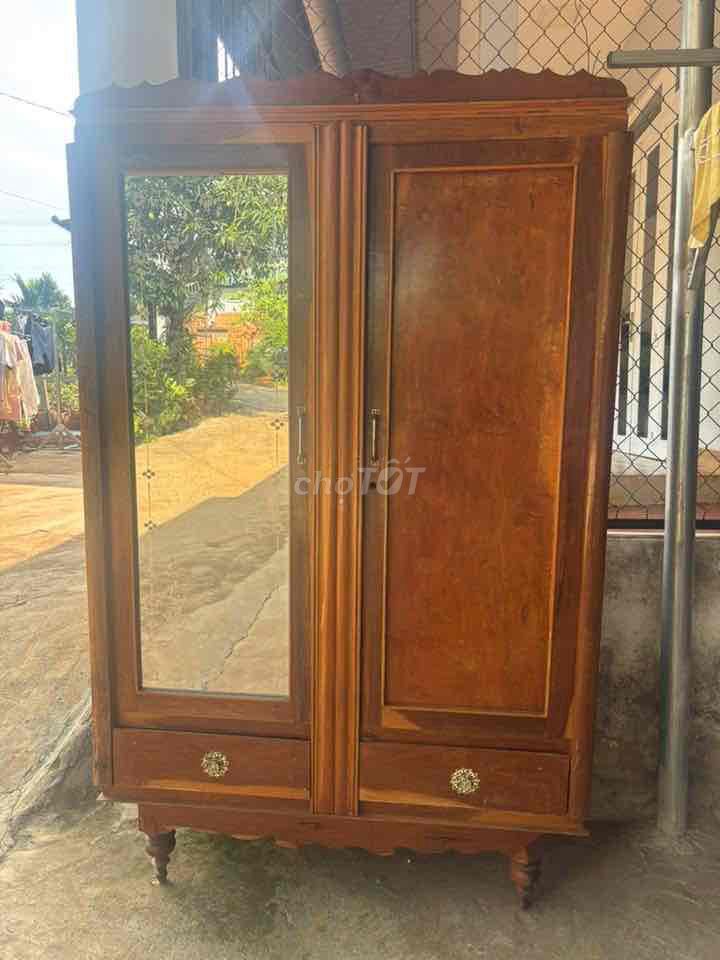 Tủ quần áo gỗ có gương. Mua bán Tủ, kệ gia đình tại Thành phố Buôn Ma Thuột Đắk Lắk được đăng bởi BMT hình 1