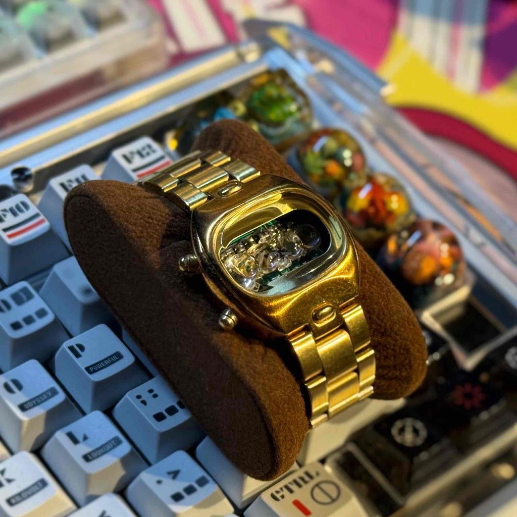 Đồng hồ led đầu tiên trên thế giới. Mua bán Đồng hồ tại Huyện Lấp Vò Đồng Tháp được đăng bởi Nam hình 1