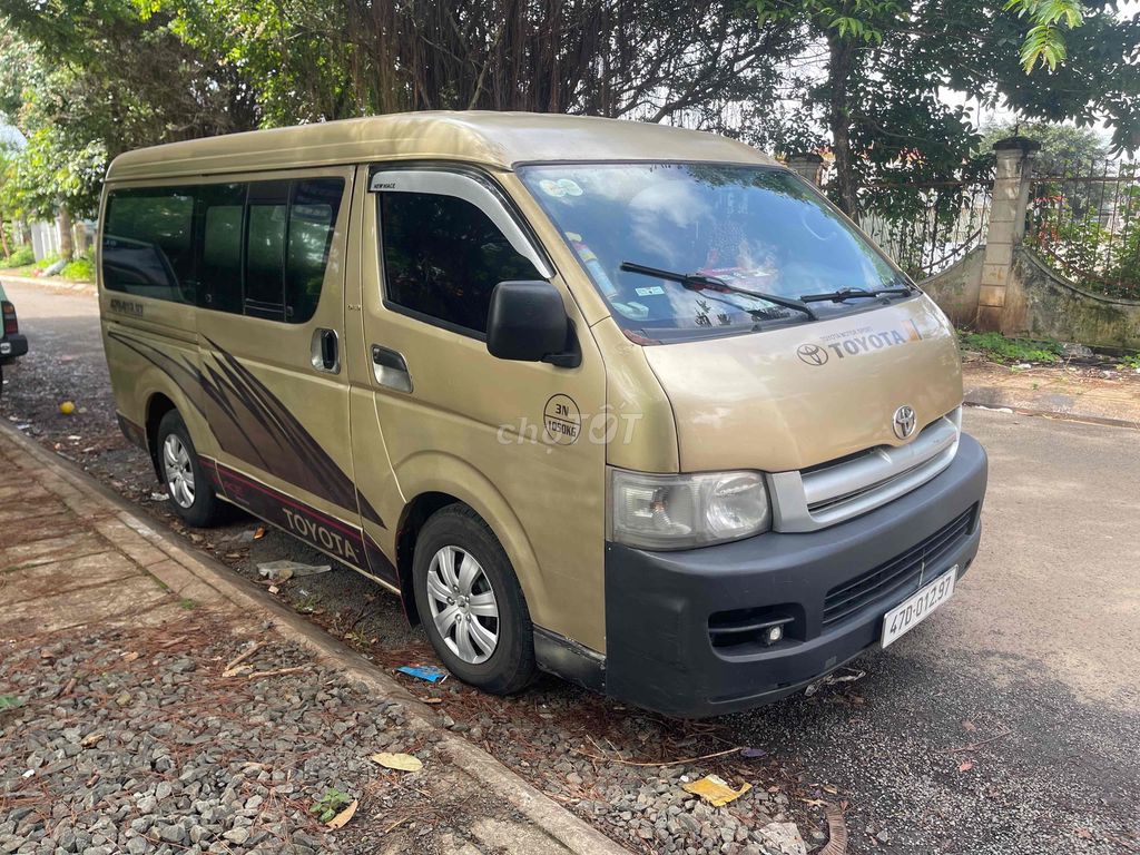 Toyota Hiace 2006 van 3 chổ máy dầu. Mua bán Ô tô tại Thành phố Buôn Ma Thuột Đắk Lắk được đăng bởi Anh vũ hình 2